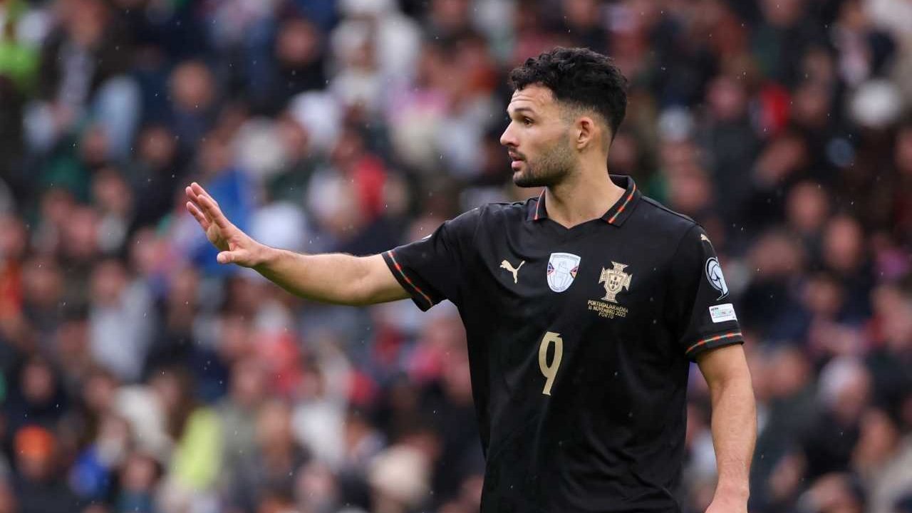 Liverpool Pertimbangkan Pinjam Penyerang PSG Usai Cedera Alexander Isak Liverpool Pertimbangkan Pinjam Penyerang PSG Usai Cedera Alexander Isak