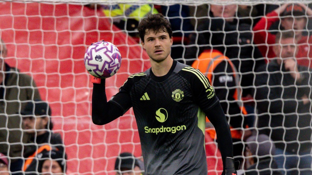 Tidak Seperti Onana, Senne Lammens Hadirkan Ketenangan di Lini Pertahanan MU