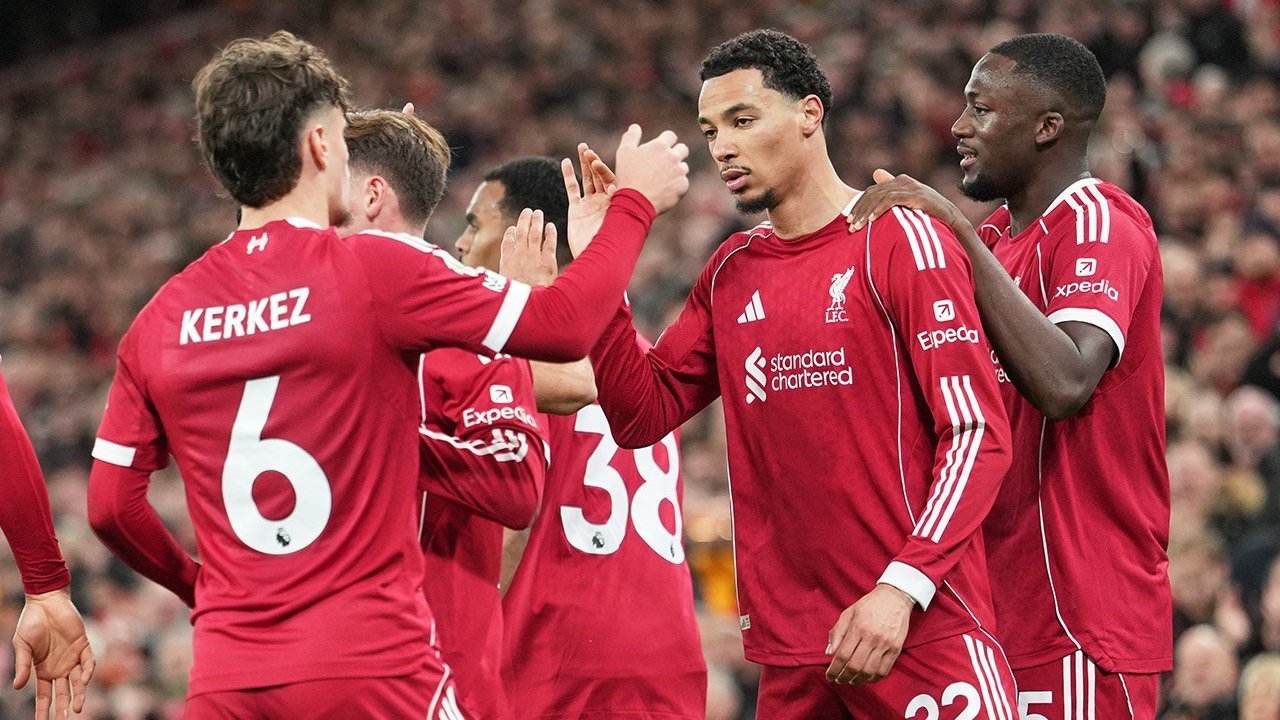 Kemenangan Mahal Liverpool: Tiga Poin Diamankan, Dua Bintang Jadi Tumbal Kemenangan Mahal Liverpool: Tiga Poin Diamankan, Dua Bintang Jadi Tumbal