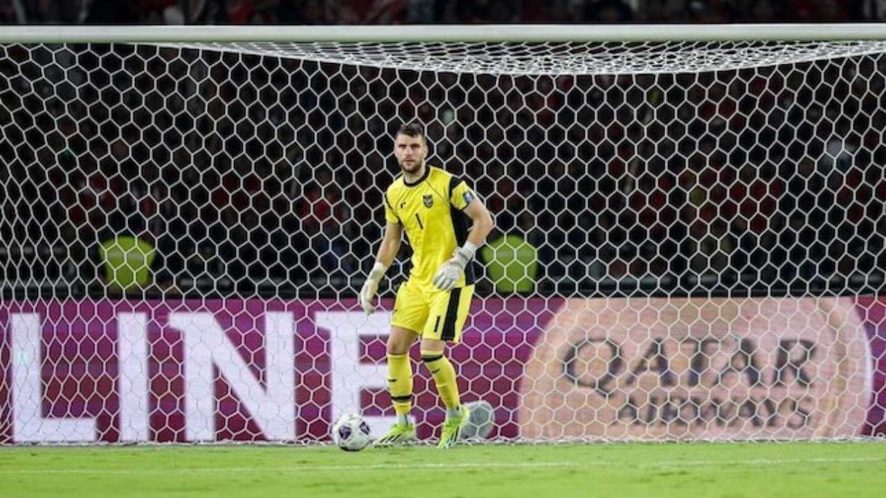 Kata-Kata Maarten Paes yang Menyanggah Pindah ke Persib, Sedang Menikmati Liburan di Asia