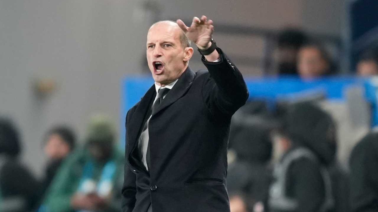 Insiden Supercoppa Berbuntut Panjang, Allegri Berisiko Disanksi Usai Hina Asisten Conte Insiden Supercoppa Berbuntut Panjang, Allegri Berisiko Disanksi Usai Hina Asisten Conte