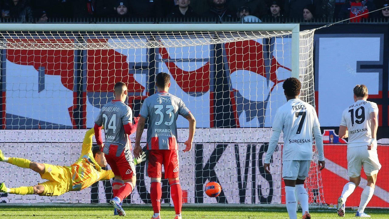 Hasil Cremonese vs Napoli: Emil Audero Gagal Bendung Amukan Rasmus Hojlund