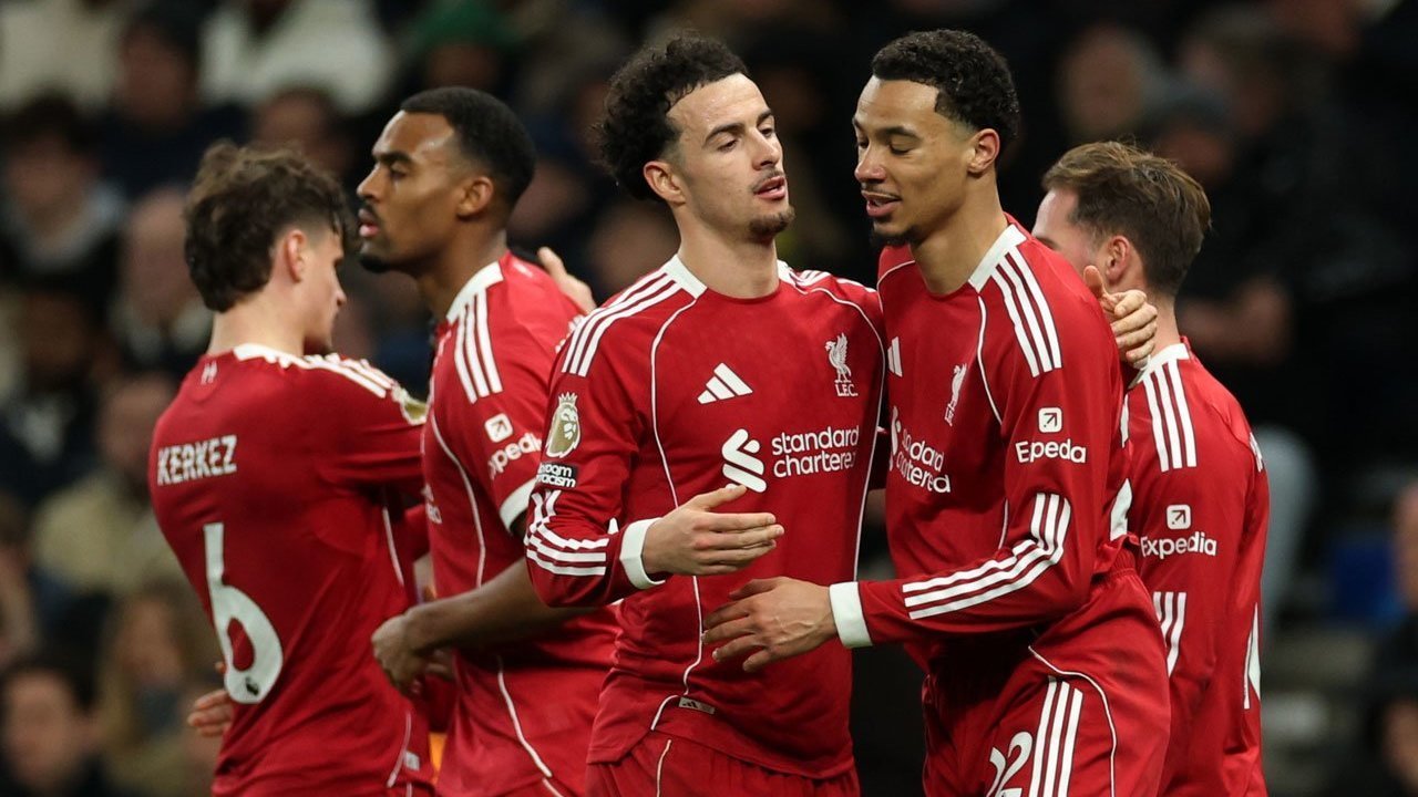 Liverpool Tekuk Tottenham, Tapi Arne Slot Bilang Ada yang Mengganjal: Apa yang Kurang?