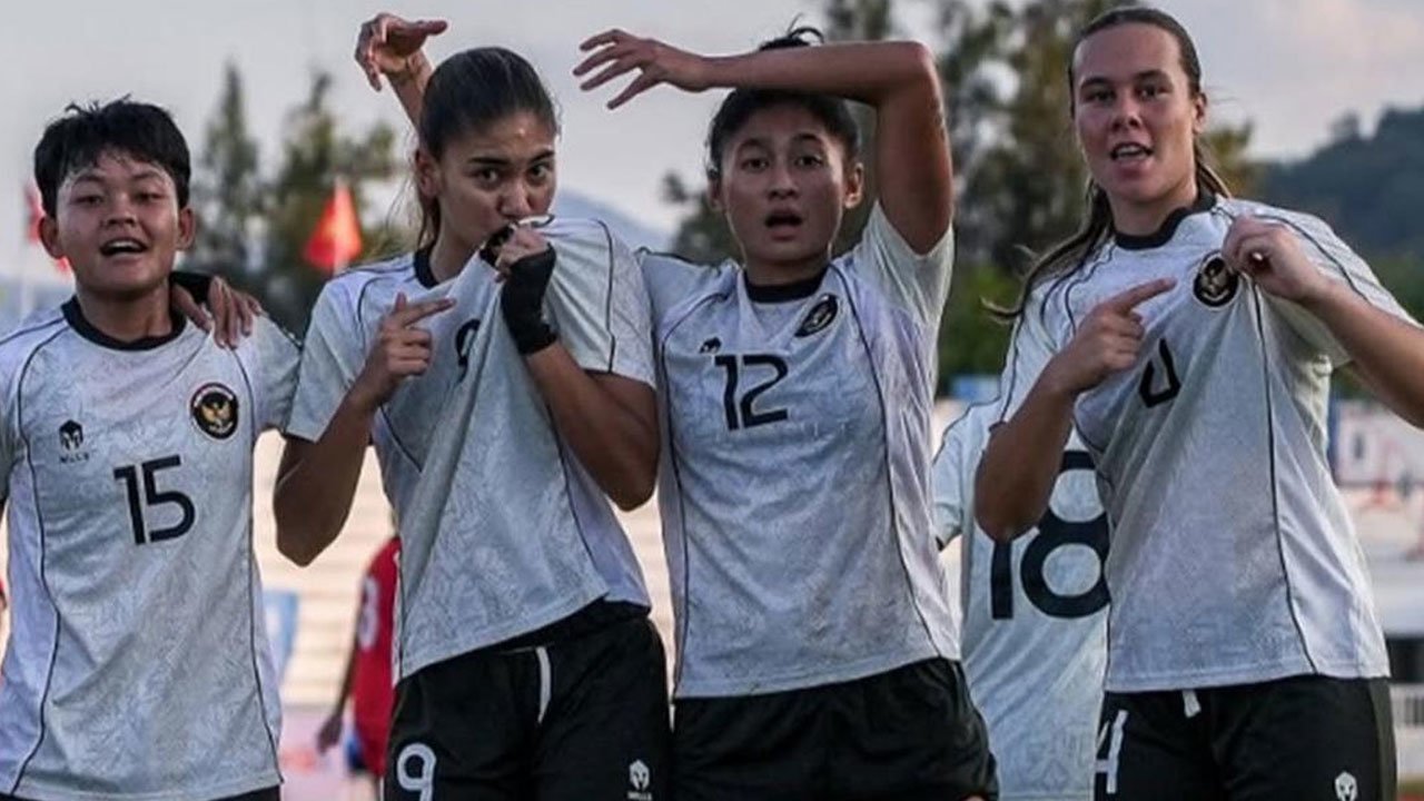 Timnas Indonesia Putri Bidik Medali SEA Games 2025: Ambisi Tinggi usai Lolos ke Semifinal Timnas Indonesia Putri Bidik Medali SEA Games 2025: Ambisi Tinggi usai Lolos ke Semifinal
