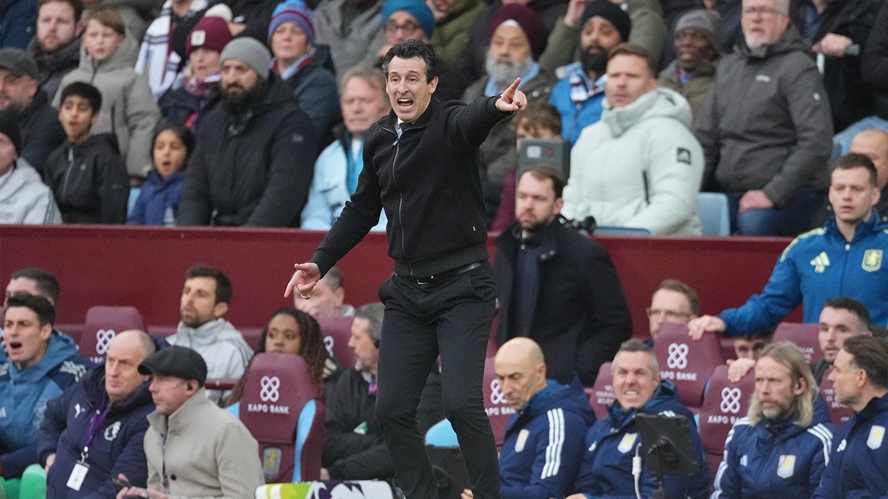 Aston Villa Bungkam MU 2-1, Unai Emery Malah Marah Besar pada Sang Pahlawan, Morgan Rogers