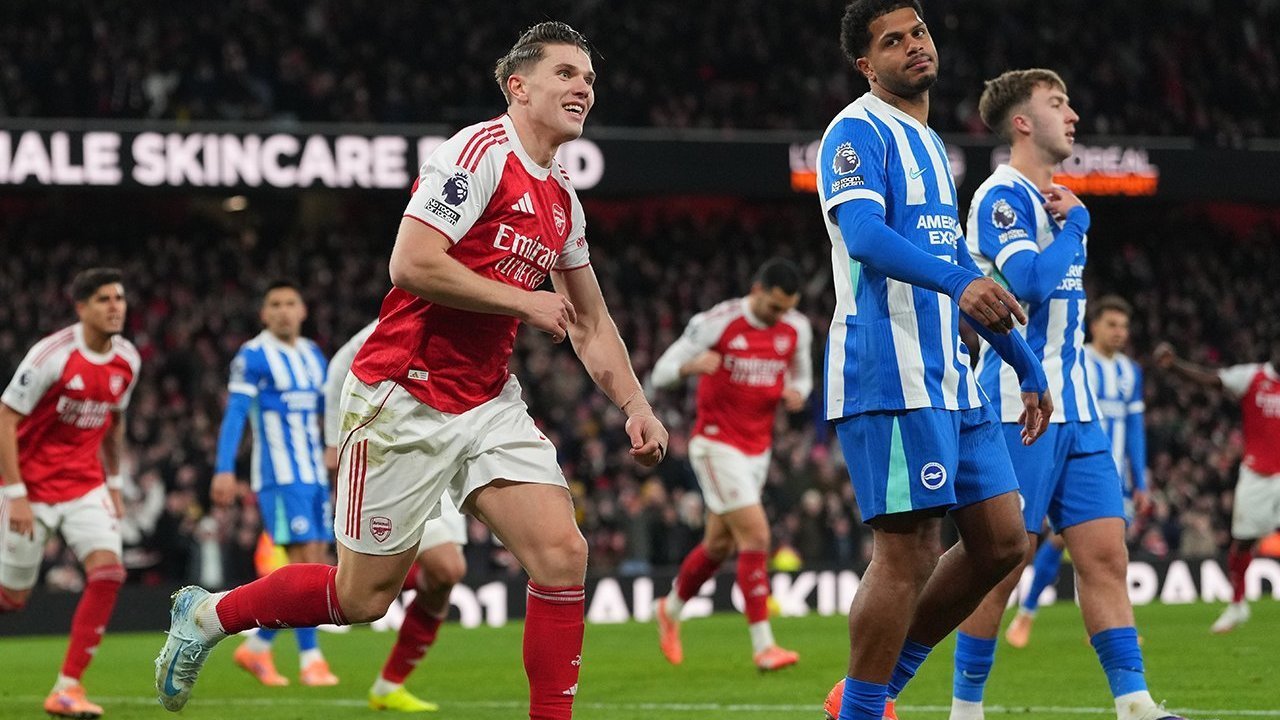 Hasil Arsenal vs Brighton: Gol Bunuh Diri Rutter Antar The Gunners Kembali ke Puncak