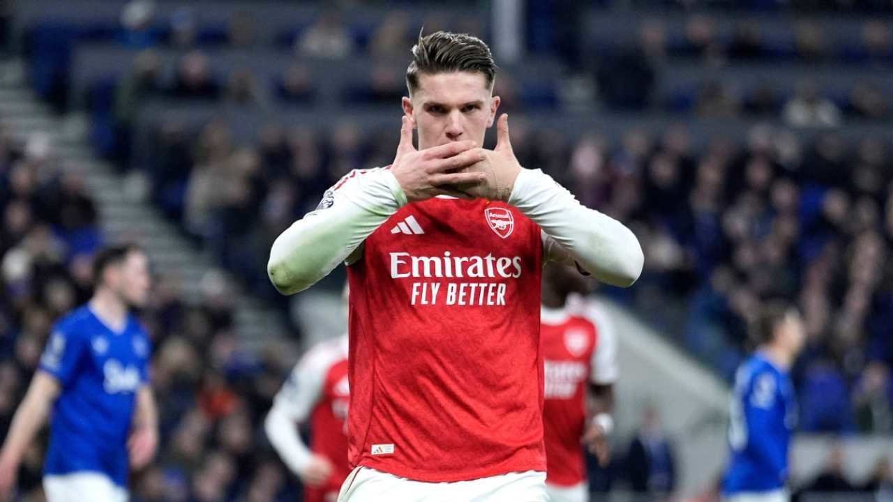 Hasil Everton vs Arsenal: Meriam London Amankan Tiga Poin Berkat Penalti Viktor Gyokeres Hasil Everton vs Arsenal: Meriam London Amankan Tiga Poin Berkat Penalti Viktor Gyokeres
