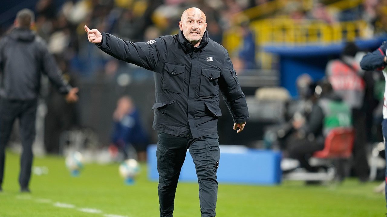 Singkirkan Inter Milan, Pelatih Bologna Bongkar Resep Bangkit dari Mimpi Buruk Gol 73 Detik