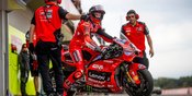 Harus 'Lompat-Lompat', Manis-Pahit Nicolo Bulega Balapan di WorldSBK Sambil Jadi Test Rider MotoGP