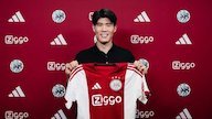 Mantan Bek Arsenal Takehiro Tomiyasu Resmi Gabung Ajax Mantan Bek Arsenal Takehiro Tomiyasu Resmi Gabung Ajax