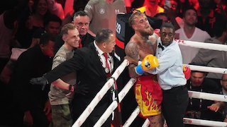 Sudah Jatuh Tertimpa Tangga! Jake Paul KO, Rahang Patah, dan Kehilangan Rp570 Miliar