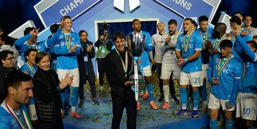 Napoli Juara Supercoppa Italiana, Pesan De Laurentiis: Jangan Ragukan Antonio Conte!