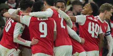 Daftar Lengkap Tim Lolos Semifinal Carabao Cup 2025/2026