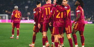 Reuni Pahit De Rossi di Laga Roma vs Genoa: Il Lupi Pesta Gol di Olimpico, Juventus Tergusur dari Empat Besar