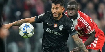 Real Madrid Pantau Negosiasi Kontrak Dayot Upamecano di Bayern Munchen