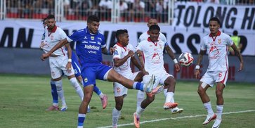 Hasil Malut United vs Persib: Kalah dan Dibobol Ciro Alves, Maung Bandung Gagal Geser Persija di Klasemen BRI Super League Hasil Malut United vs Persib: Kalah dan Dibobol Ciro Alves, Maung Bandung Gagal Geser Persija di Klasemen BRI Super League