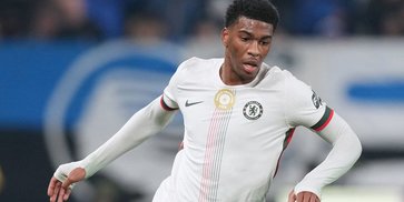 Bek Chelsea Diminati Bayern Munchen dan Manchester City