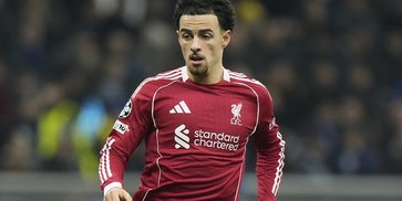 Legenda Liverpool Akui 'Senam Jantung' Lihat Aksi Pemain Ini, Tapi Tetap Beri Pujian Setinggi Langit Legenda Liverpool Akui 'Senam Jantung' Lihat Aksi Pemain Ini, Tapi Tetap Beri Pujian Setinggi Langit