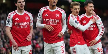 Siapa Bek Terpenting Arsenal: William Saliba atau Gabriel Magalhaes? Siapa Bek Terpenting Arsenal: William Saliba atau Gabriel Magalhaes?