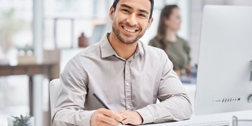 Satu Parfum, Banyak Mood: Tips Layering Wangi Biar Akhir Tahun Terasa Lebih Personal