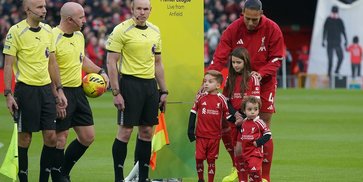 Tribute Emosional untuk Diogo Jota Warnai Laga Liverpool vs Wolves