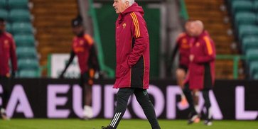 Kabar Buruk Evan Ferguson, Kabar Baik Paulo Dybala: Situasi Kontras AS Roma Jelang Lawan Celtic Kabar Buruk Evan Ferguson, Kabar Baik Paulo Dybala: Situasi Kontras AS Roma Jelang Lawan Celtic