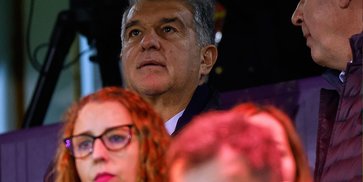 Panen Gelar di Globe Soccer Awards, Joan Laporta: Hansi Flick Ubah Barcelona!