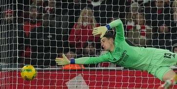 Rapor Pemain Arsenal Saat Kalahkan Crystal Palace Lewat Adu Penalti: Kepa Jadi Pahlawan