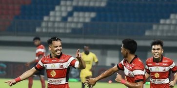 Hasil Madura United vs Semen Padang: Pesta Gol, Laskar Sape Kerrab Jauhi Zona Degradasi BRI Super League