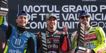 Aprilia Tepis Peluang Kerja Bareng Skuad Valentino Rossi di MotoGP 2027, Pilih Lanjut dengan Trackhouse