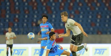 Tekad Mauro Ziljstra saat Timnas Indonesia U-22 Vs Myanmar: Ingin Cetak Banyak Gol jika Dapat Umpan Bagus Tekad Mauro Ziljstra saat Timnas Indonesia U-22 Vs Myanmar: Ingin Cetak Banyak Gol jika Dapat Umpan Bagus