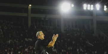 CLBK Persis Solo dan Milomir Seslija: Mengulang Misi Lolos dari Zona Merah Musim 2023/2024 atau Kegagalan Musim 2024/2025? CLBK Persis Solo dan Milomir Seslija: Mengulang Misi Lolos dari Zona Merah Musim 2023/2024 atau Kegagalan Musim 2024/2025?