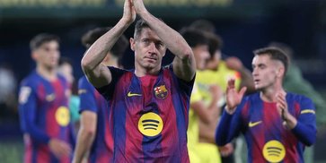 Robert Lewandowski Serahkan Masa Depannya di Barcelona kepada Hansi Flick