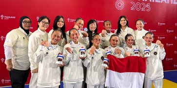Renang Artistik Indonesia Lampaui Target di SEA Games 2025: Banyak Debutan tapi Sudah Dapat Medali Renang Artistik Indonesia Lampaui Target di SEA Games 2025: Banyak Debutan tapi Sudah Dapat Medali