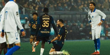 Hasil Auxerre vs LOSC: Diwarnai Absennya Calvin Verdonk dan Dua Kartu Merah, Lille Raih Kemenangan Gila! Hasil Auxerre vs LOSC: Diwarnai Absennya Calvin Verdonk dan Dua Kartu Merah, Lille Raih Kemenangan Gila!