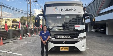 Cerita SEA Games 2025: Skuad Garuda Muda Berikan Kesan untuk Supir Bus Timnas Indonesia U-22 di Chiang Mai, Thailand Cerita SEA Games 2025: Skuad Garuda Muda Berikan Kesan untuk Supir Bus Timnas Indonesia U-22 di Chiang Mai, Thailand