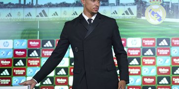 Real Madrid Incar Wesley Roma, Posisi Trent Alexander-Arnold Terancam?