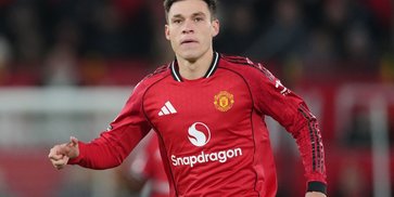 Manuel Ugarte Dinilai tak Layak Main Bagi Manchester United!