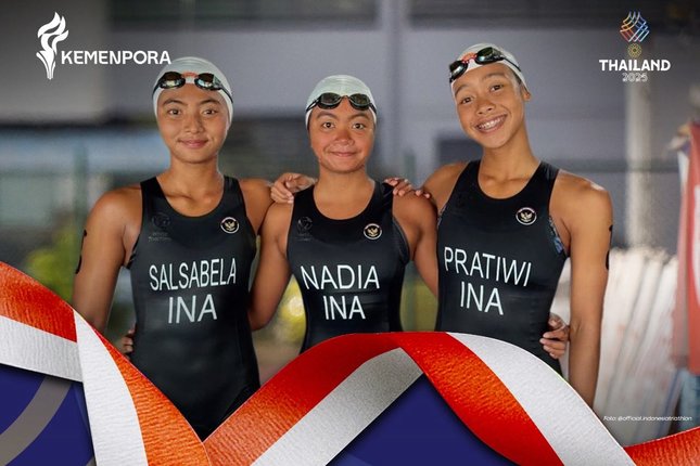3 Medali Emas di 3 Nomor Aquathlon 3 Medali Emas di 3 Nomor Aquathlon