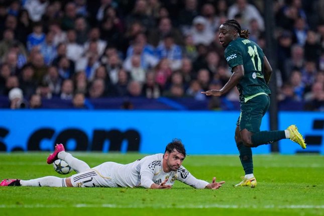 Kiper dan Bek Kiper dan Bek