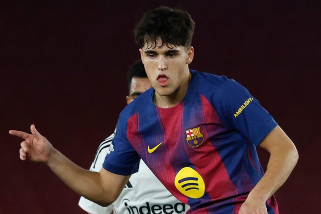 Bek Barcelona, Pau Cubarsi (c) AP Photo/Joan Monfort