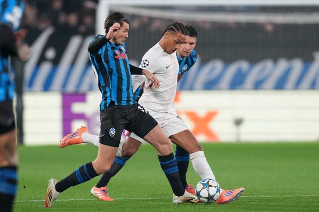 Babak Pertama Babak Pertama