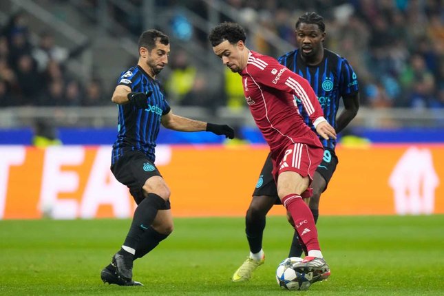 Babak Pertama Babak Pertama