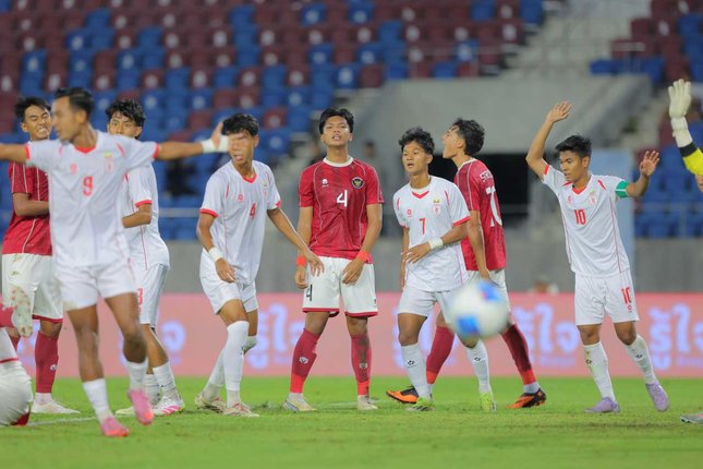 Babak Kedua Indonesia vs Myanmar Babak Kedua Indonesia vs Myanmar