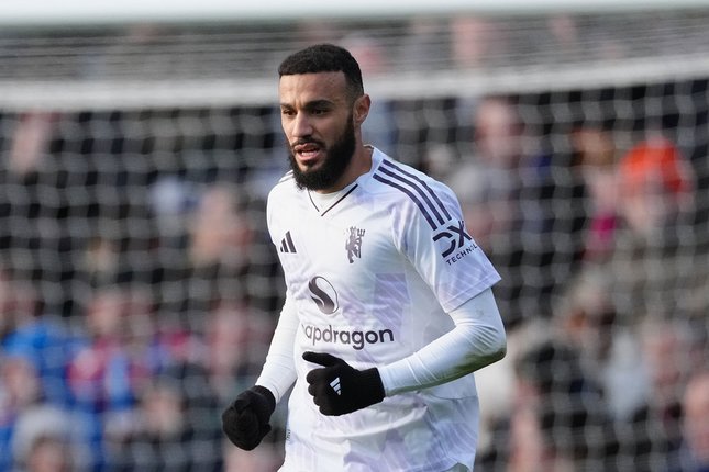 Noussair Mazraoui jadi Andalan Maroko Noussair Mazraoui jadi Andalan Maroko