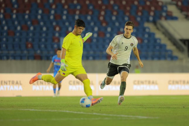 Di Bawah Standar Di Bawah Standar