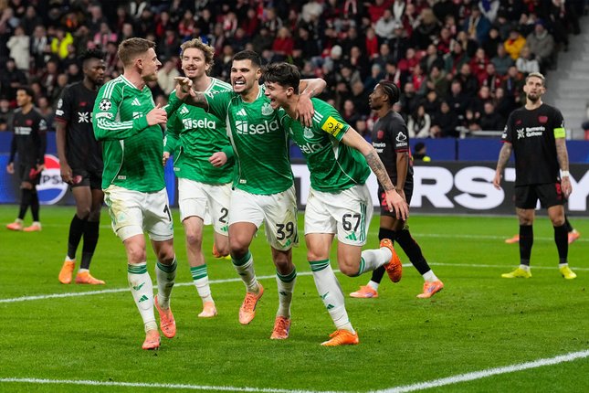 Skuad Newcastle Lebih Mewah?