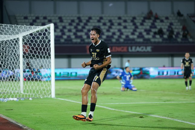 Kartu Merah Struick dan Saddil