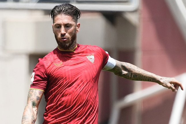 Enggan Datangkan Pemain Tua Enggan Datangkan Pemain Tua