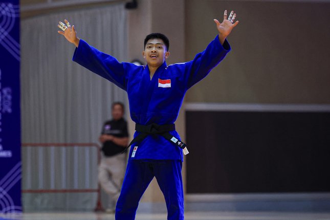 Dinny Febriany Jadi Penyumbang Medali Emas ke-14 Dinny Febriany Jadi Penyumbang Medali Emas ke-14